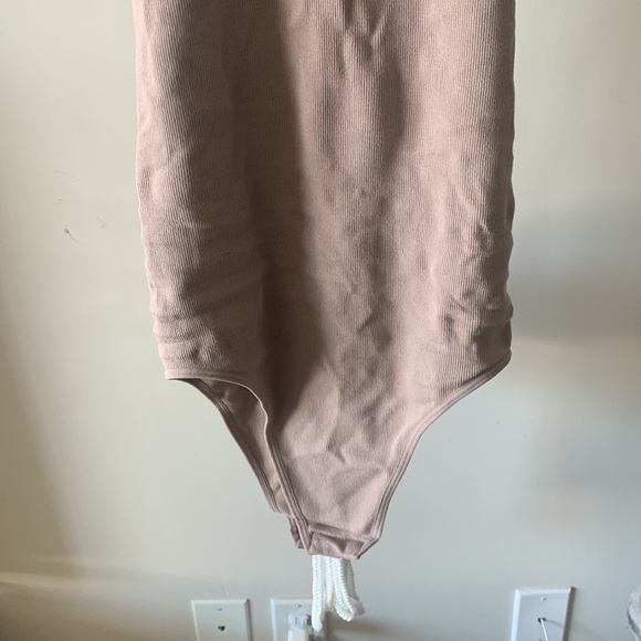 Powdery pink bodysuit from Zara - Picture 2 of 4